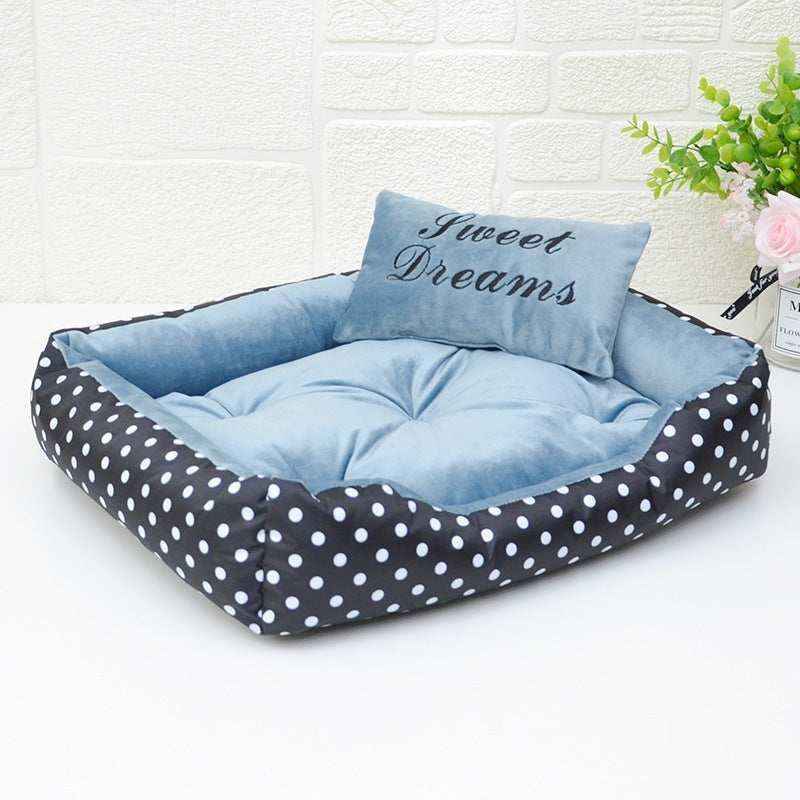 Cuccia per cani "Sweet Dreams" con fantasia a pois e cuscino double face
